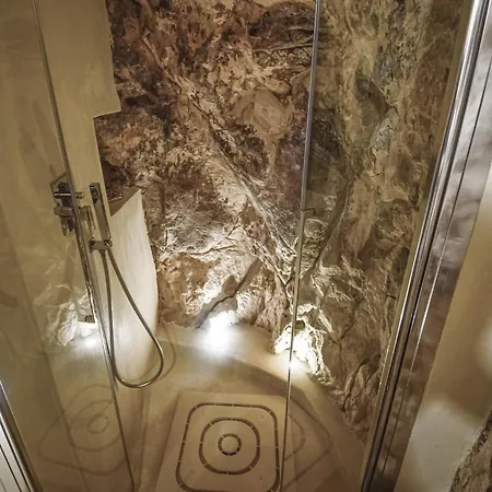 Domum In Petra Casa Nella Roccia Self Check - In Ferienhaus Modica
